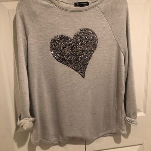 Heart sequined light weight sweatshirt
